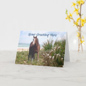 馬のビーチの草および海の挨拶状 カード (黄色い花)