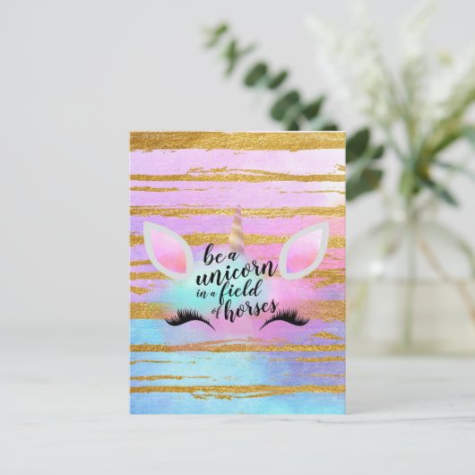 馬のフィールドで一角獣であパーソナライズされたる ポストカード (スタンド正面)