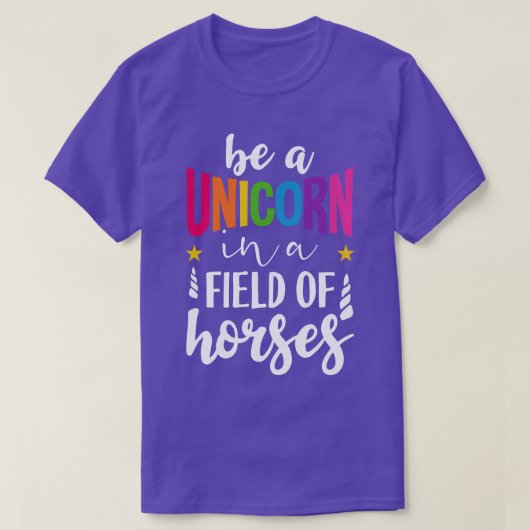 馬のフィールドで一角獣になる Tシャツ (デザイン正面)