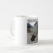 馬のミームのマグの夫は納屋で救済します コーヒーマグカップ (正面左)