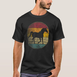 馬の乗馬競馬牧場ギフ レトロ Tシャツ