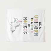 馬の分野のユニコーンがあって下さい タペストリー (正面(横))