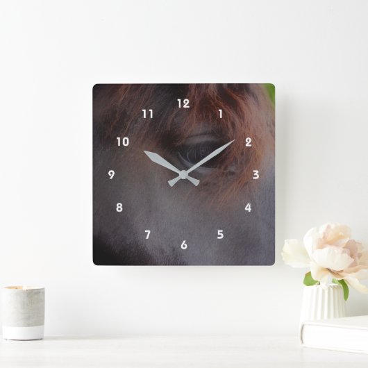 馬の動物の魂のこもった目 スクエア壁時計 (ホーム)