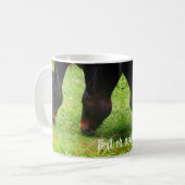 馬の友人の放牧パーソナライズされた コーヒーマグカップ (正面左)