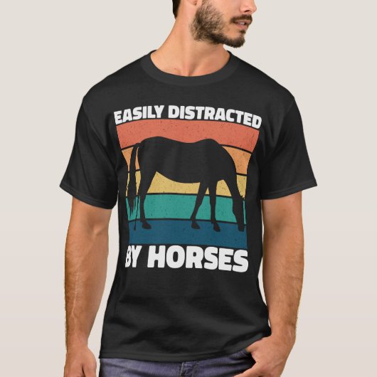 馬の恋人に簡単に気を取られて可愛いポニーおもしろい Tシャツ (正面)