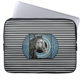 馬の手描きアート ラップトップスリーブ
