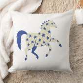 馬の枕 - 優雅さと自由 クッション (ブランケット)