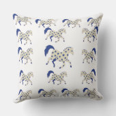 馬の枕 - 優雅さと自由 クッション (裏面)