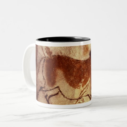 馬の絵画、c.17000を紀元前に揺すって下さい ツートーンマグカップ (正面左)