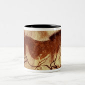 馬の絵画、c.17000を紀元前に揺すって下さい ツートーンマグカップ (中央)