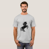 馬の線画ミニマリストベクターアート Tシャツ (正面フル)