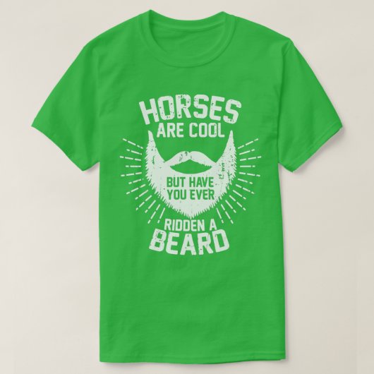 馬はカッコいい髭を生やした事がある Tシャツ (デザイン正面)