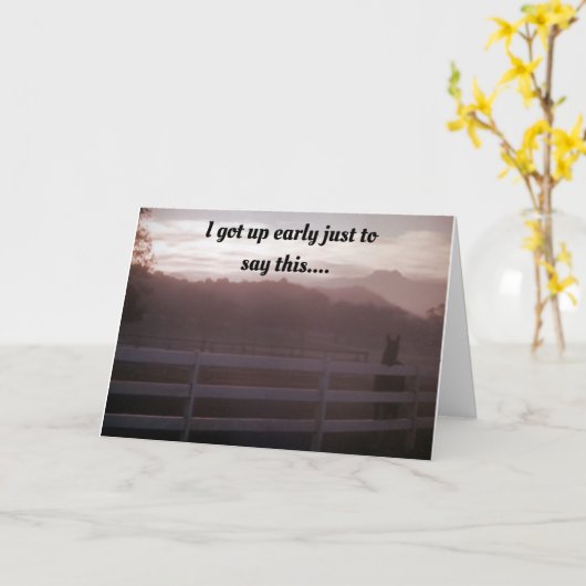 馬は、*ハッピーバースデー*と言うのを待ちきれなかった カード (黄色い花)