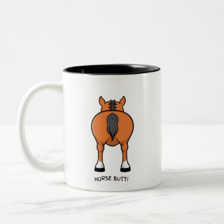 馬を持って…コーヒーまで！🐴☕😂 ツートーンマグカップ