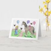 馬を持つ誕生日の女の子 カード (黄色い花)