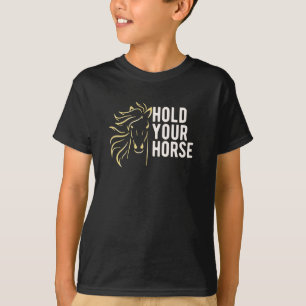 馬を持つ Tシャツ