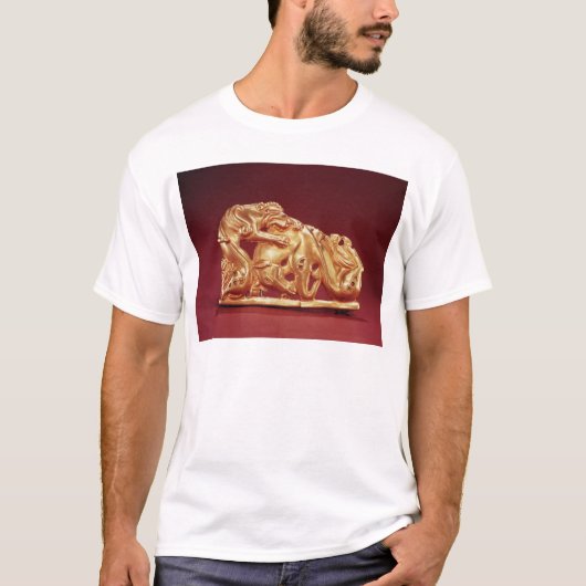 馬を攻撃しているグリフィンを描写するプラク Tシャツ (正面)