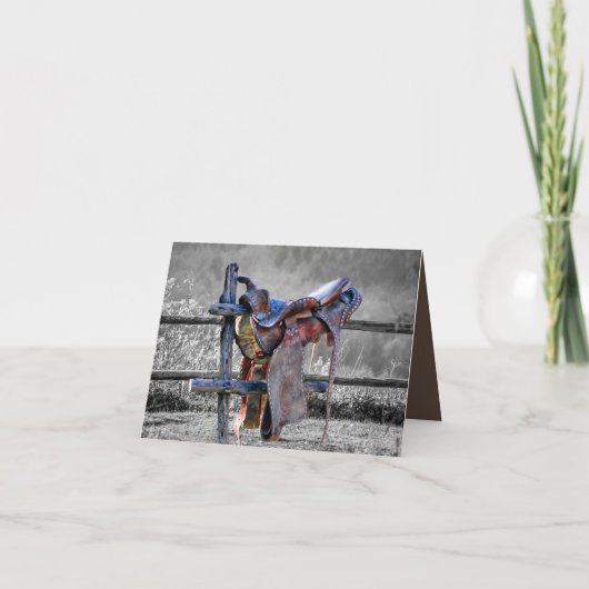 馬サドルの上にコーラルフェンスウェスタン ノートカード (正面)