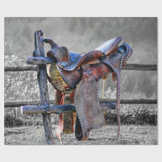 馬サドルの上にコーラルフェンスウェスタン ラッピングペーパー (フラット)