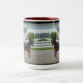 馬ショーを運転するクルミの丘キャリッジ ツートーンマグカップ (中央)