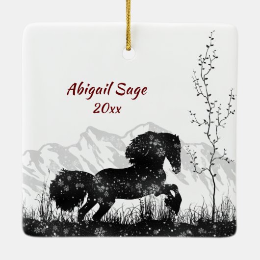 馬パーソナライズされた山クリスマス セラミックオーナメント (裏面)