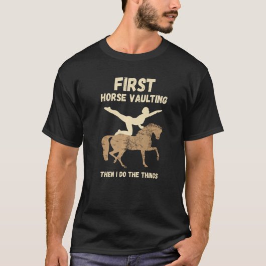 馬ヴォールティング最初の乗馬の馬乗り馬 Tシャツ (正面)
