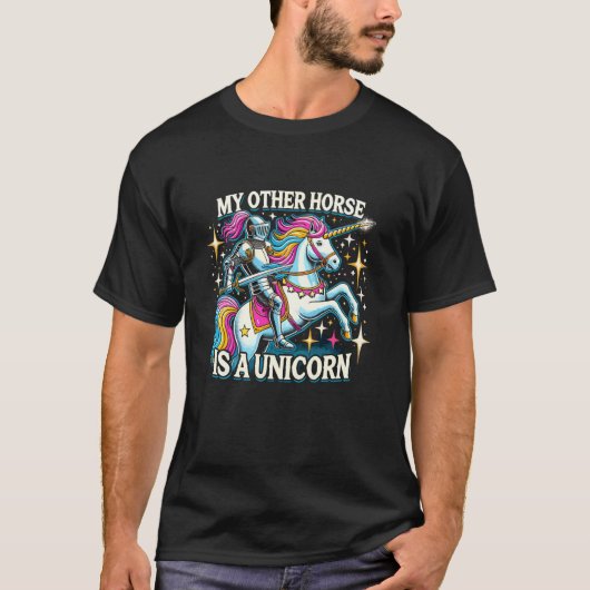 馬上槍試合の騎士 中世 ルネサンス 鎧 馬 Tシャツ (正面)