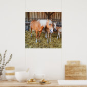 馬小屋の中の馬 ポスター (キッチン)