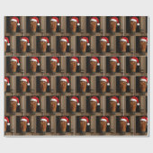 馬小屋の窓から顔を出すクリスマスの馬 ラッピングペーパー (フラット)