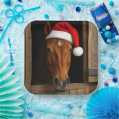 馬小屋の窓辺のクリスマスの馬 ペーパープレート (パーティー)
