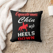 馬術乗馬引用文イン赤と白フォント クッション (ブランケット)