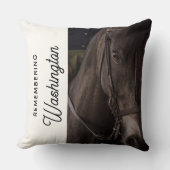 馬追悼ウマ科の記念写真 クッション (正面)
