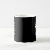 馬鹿は直せないけど帽子で楽になるよ コーヒーマグカップ (中央)