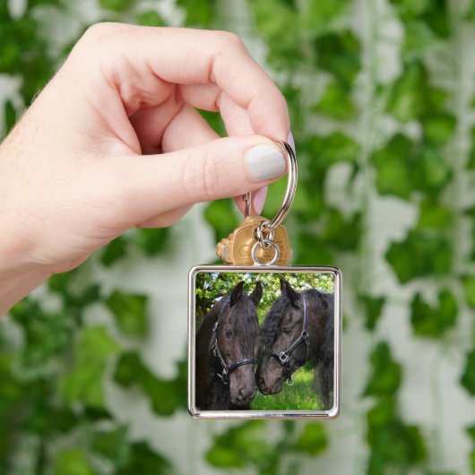 馬 キーホルダー (手)