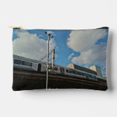 駅で アクセサリーポーチ (正面)