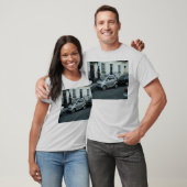 駐車のなされた簡単 Tシャツ (ユニセックス)