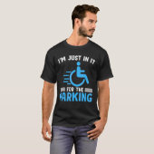 駐車場のハンディキャップ車いす用だ Tシャツ (正面フル)
