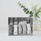 駐車場1940年 ポストカード (スタンド正面)