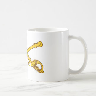 騎兵隊によって交差させるサーベル コーヒーマグカップ