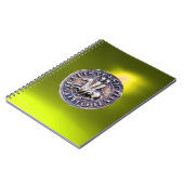 騎士TEMPLAR黄色のシール ノートブック (左側)