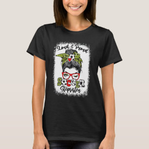 騒々しく誇りを持ったサッカーの義妹Messy Bun Bleache Tシャツ