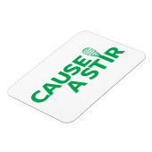 騒動を引き起こす マグネット (左側)