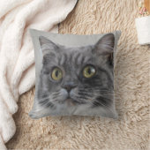 驚いた灰色の猫、独特の品種 クッション (ブランケット)