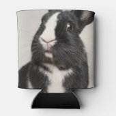 驚いた黒と白のバニーウサギ 缶クーラー (裏面)