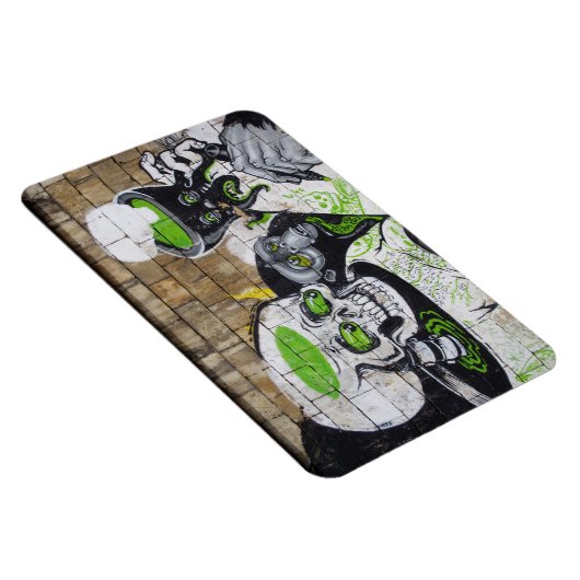 驚きのスカル マグネット (右側)