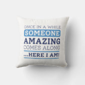 驚くべき人 クッション (裏面)