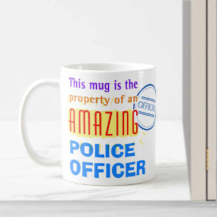 驚くべき警察官の財産 コーヒーマグカップ