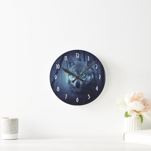 驚くべき青い目をした魔法の野生の狼 ラウンド壁時計 (ホーム)