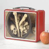 骨のカルドロン。 メタルランチボックス (インサイチュ)