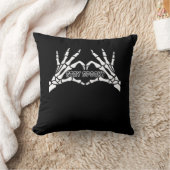 骨格ハート及び手クラシックデザイン クッション (ブランケット)